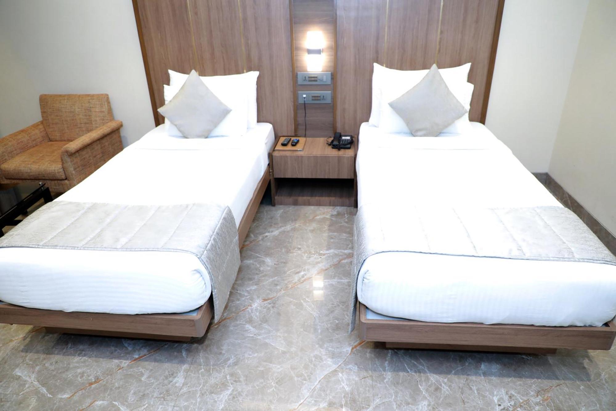 Hotel Archana Residency 孟买 外观 照片